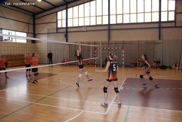 Mistrzostwa Powiatu w mini piłce siatkowej chłopców i dziewcząt