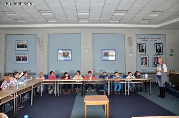 Ja- Młody Obywatel. Wizyta uczniów w Urzędzie Miasta Kutna