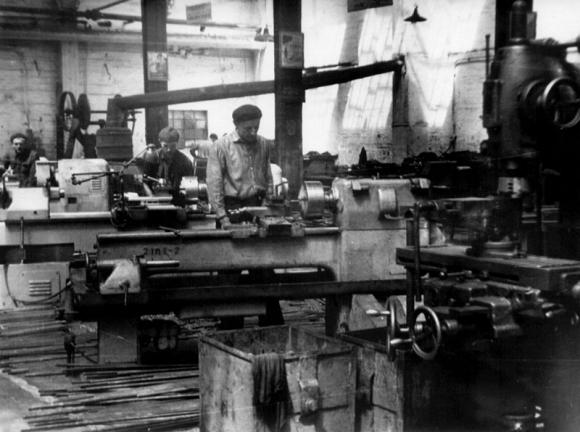 Świadek czasu, światło prawdy/Było i nie minie. Przemysł w Kutnie cz.1