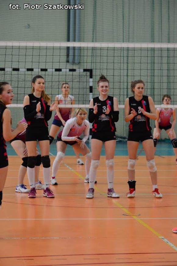 Siatkówka i dziewczyny - radość i sukces