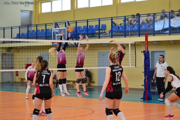 Siatkówka i dziewczyny - radość i sukces
