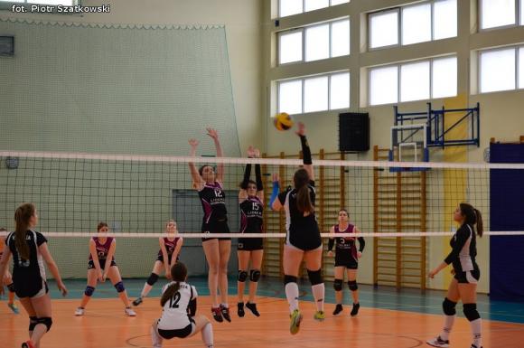 Siatkówka i dziewczyny - radość i sukces