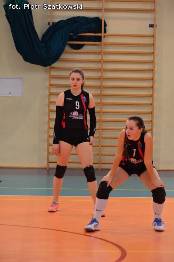 Siatkówka i dziewczyny - radość i sukces