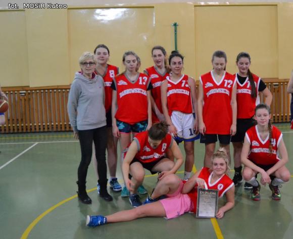 Koszykarki Kasprowicza najlepsze w powiecie