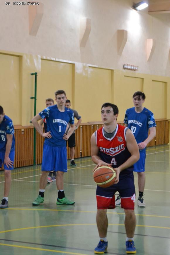 Koszykarze ze Staszica pojadą na zawody rejonowe