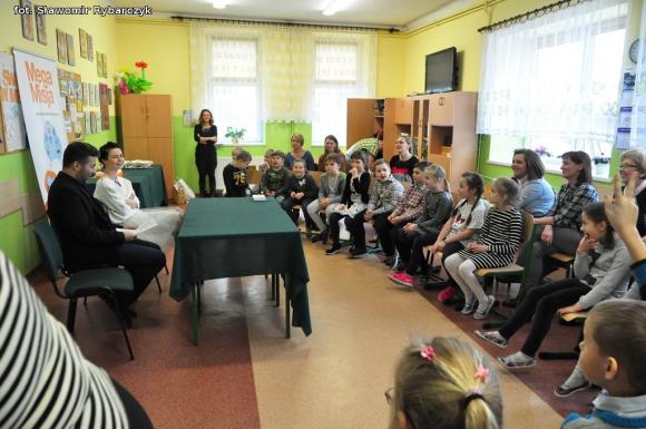 Niecodzienne spotkanie z Magdaleną Kumorek w Szkole Podstawowej nr 6