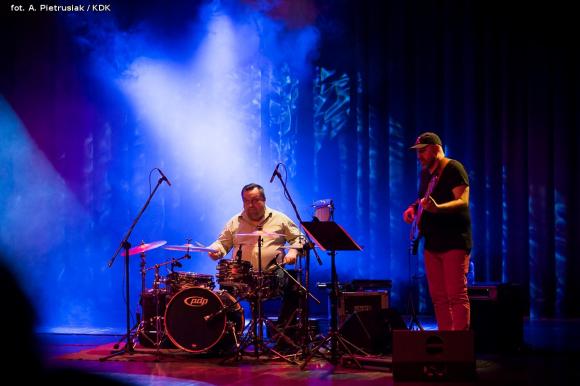 Recital Janusza Radka. Serce głowie niech rozkazuje, gdy się sercu bardzo, bardzo chce