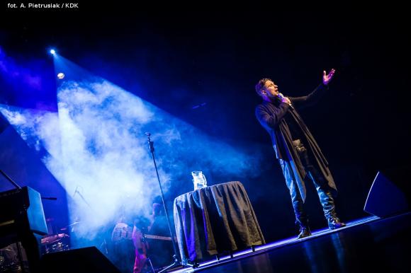 Recital Janusza Radka. Serce głowie niech rozkazuje, gdy się sercu bardzo, bardzo chce