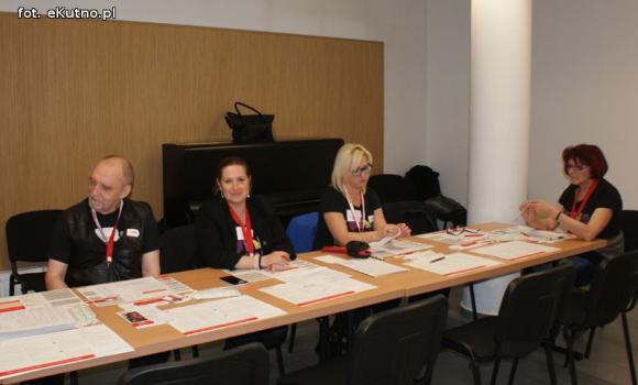  Nie bądź dzikiem, podziel się z Oliwią szpikiem