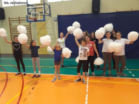 Taniec z klasą w Szóstce