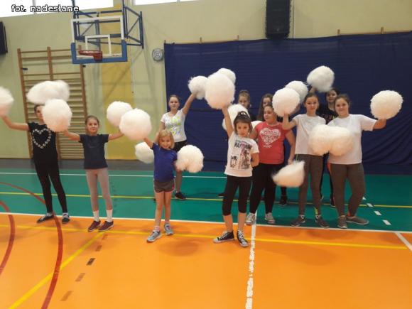 Taniec z klasą w Szóstce