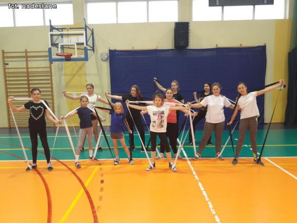 Taniec z klasą w Szóstce