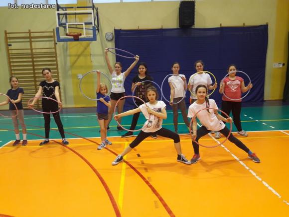 Taniec z klasą w Szóstce