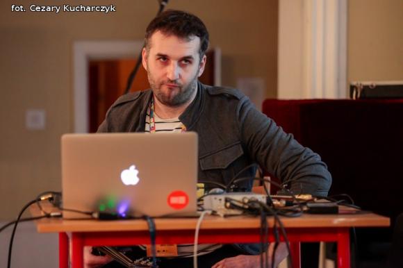 Za nami warsztaty z Backspace, a jutro budowanie instrumentów i koncert