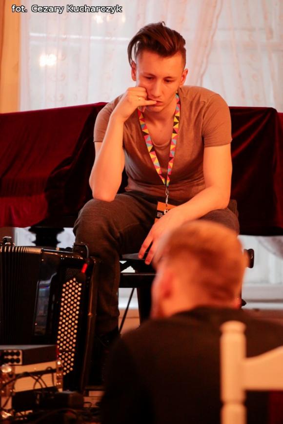 Za nami warsztaty z Backspace, a jutro budowanie instrumentów i koncert