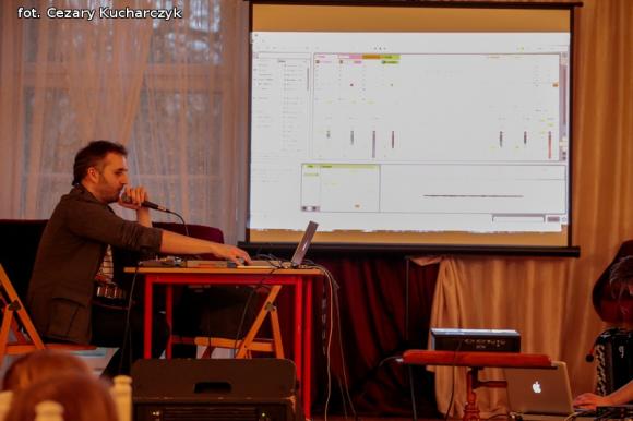 Za nami warsztaty z Backspace, a jutro budowanie instrumentów i koncert