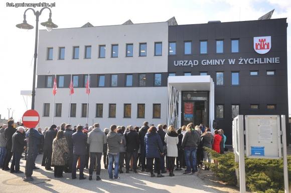 Nowy gmach Urzędu Gminy w Żychlinie