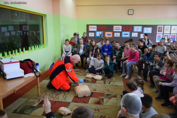 Spotkanie z ratownikiem medycznym