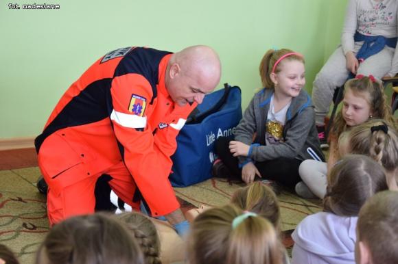 Spotkanie z ratownikiem medycznym