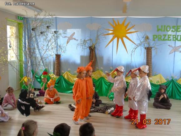 Królestwo leśnej przyrody na pierwszy dzień wiosny w kutnowskim przedszkolu