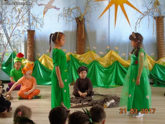 Królestwo leśnej przyrody na pierwszy dzień wiosny w kutnowskim przedszkolu