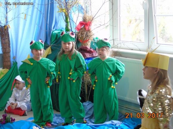 Królestwo leśnej przyrody na pierwszy dzień wiosny w kutnowskim przedszkolu