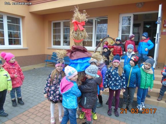 Królestwo leśnej przyrody na pierwszy dzień wiosny w kutnowskim przedszkolu