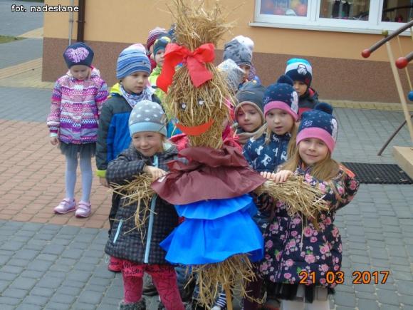 Królestwo leśnej przyrody na pierwszy dzień wiosny w kutnowskim przedszkolu