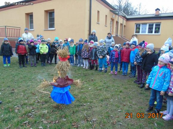Królestwo leśnej przyrody na pierwszy dzień wiosny w kutnowskim przedszkolu