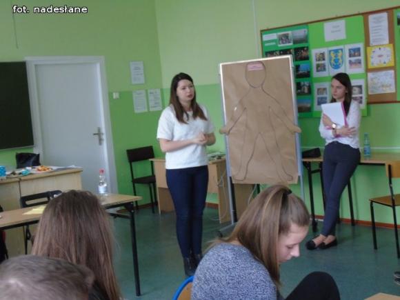 Żeby zdrowym być, trzeba umieć żyć. Debata w Gimnazjum nr 1