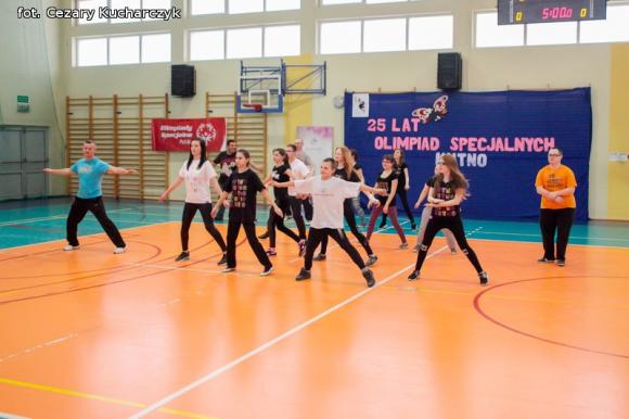 Jubileusz Olimpiad Specjalnych w Kutnie. Pierwszy dzień rozgrywek za nami