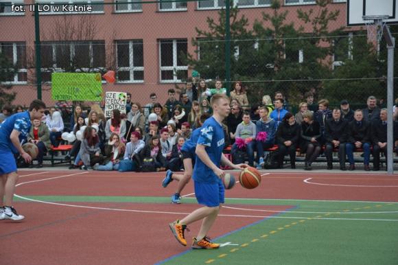 Wielofunkcyjne boisko w Kasprowiczu otwarte