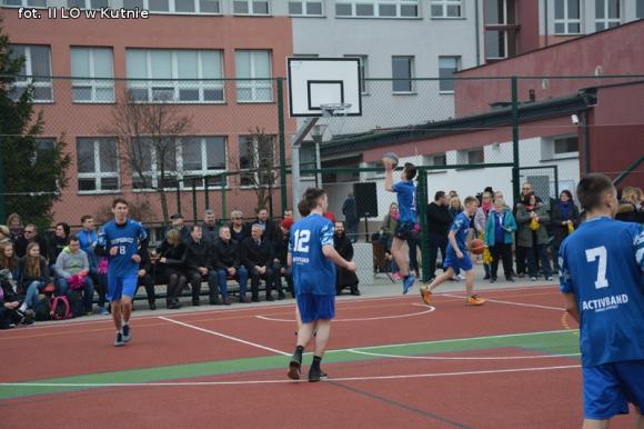 Wielofunkcyjne boisko w Kasprowiczu otwarte