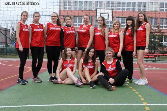 Wielofunkcyjne boisko w Kasprowiczu otwarte