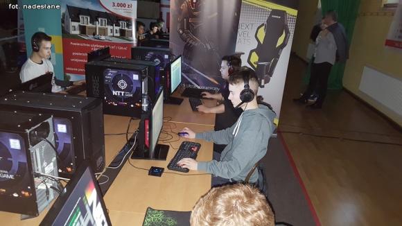 ZS nr 4 na Mistrzostwach Polski Szkół w E-sporcie