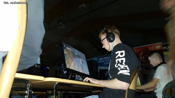 ZS nr 4 na Mistrzostwach Polski Szkół w E-sporcie