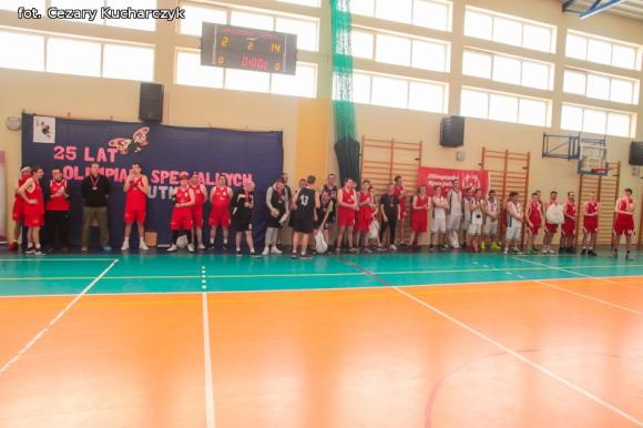 Sto lat Olimpiadom Specjalnym w Kutnie! Podsumowanie koszykarskich rozgrywek