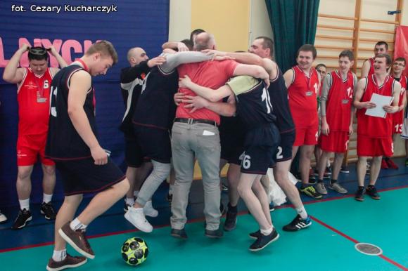 Sto lat Olimpiadom Specjalnym w Kutnie! Podsumowanie koszykarskich rozgrywek