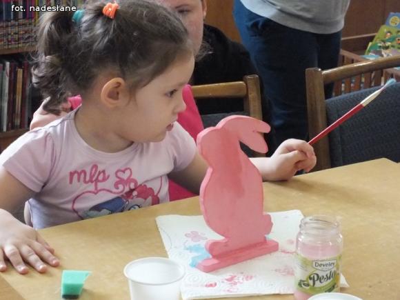 Kolorowe zające mają już domy :) Przyjdź na zajęcia 1 kwietnia