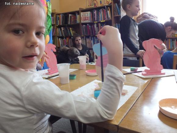 Kolorowe zające mają już domy :) Przyjdź na zajęcia 1 kwietnia