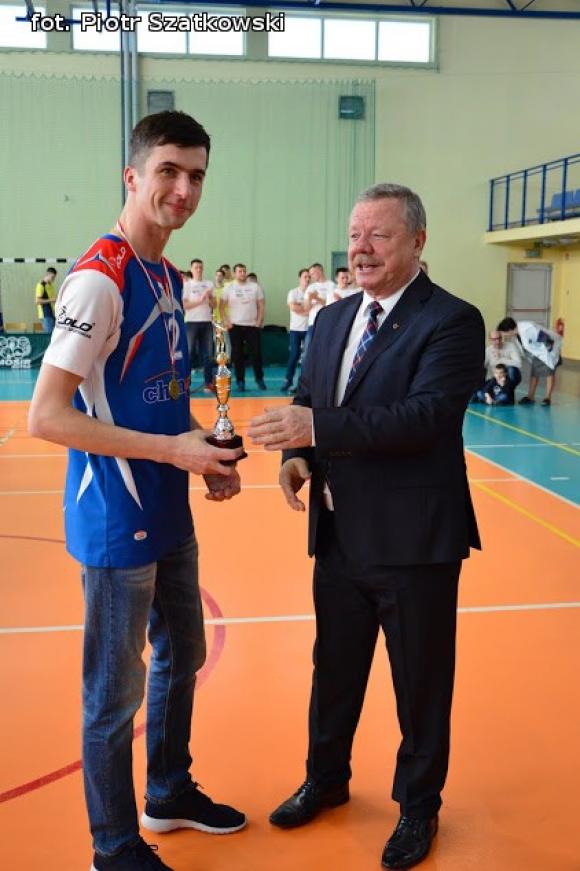 Gwiazdy Kutnowskiej Amatorskiej Ligi Siatkówki