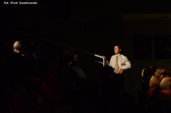 Światowy Dzień Teatru z dwoma spektaklami o nietuzinkowych kobietach