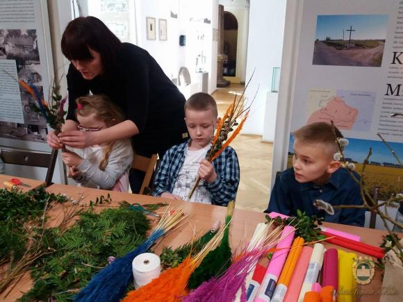 Wielkanocne warsztaty podczas Rodzinnej Niedzieli w Muzeum
