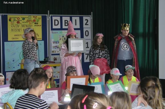 Bezpieczni  w cyberświecie