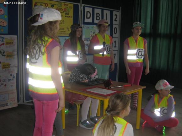 Bezpieczni  w cyberświecie