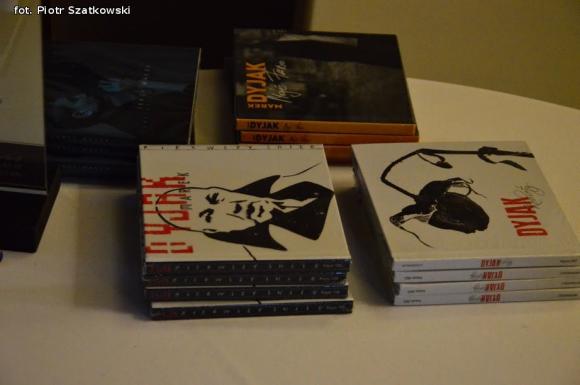 Charakterystyczny głos i dobre teksty - klimatyczny koncert Dyjaka w Kutnie