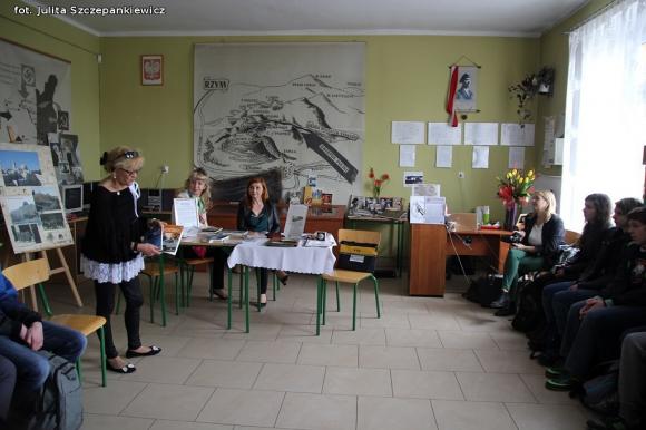 Krośniewice: Spotkanie z Yvette Popławską w Andersówce