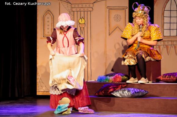 Premiery Teatru Puszek. Dobra zabawa i pouczający morał