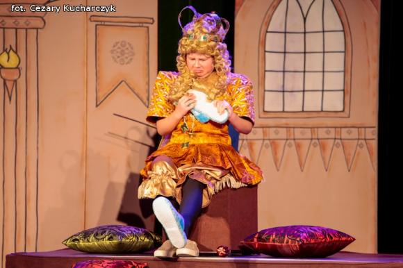 Premiery Teatru Puszek. Dobra zabawa i pouczający morał