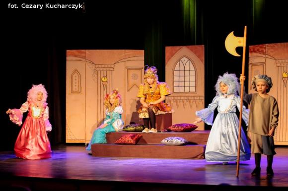 Premiery Teatru Puszek. Dobra zabawa i pouczający morał